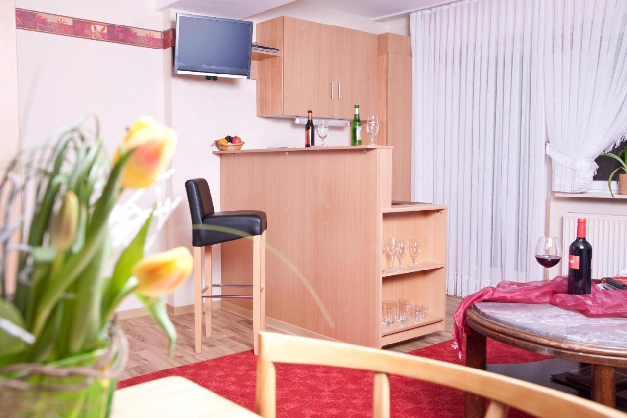 Hotel Sauerlaender Hof ヴィリンゲン エクステリア 写真