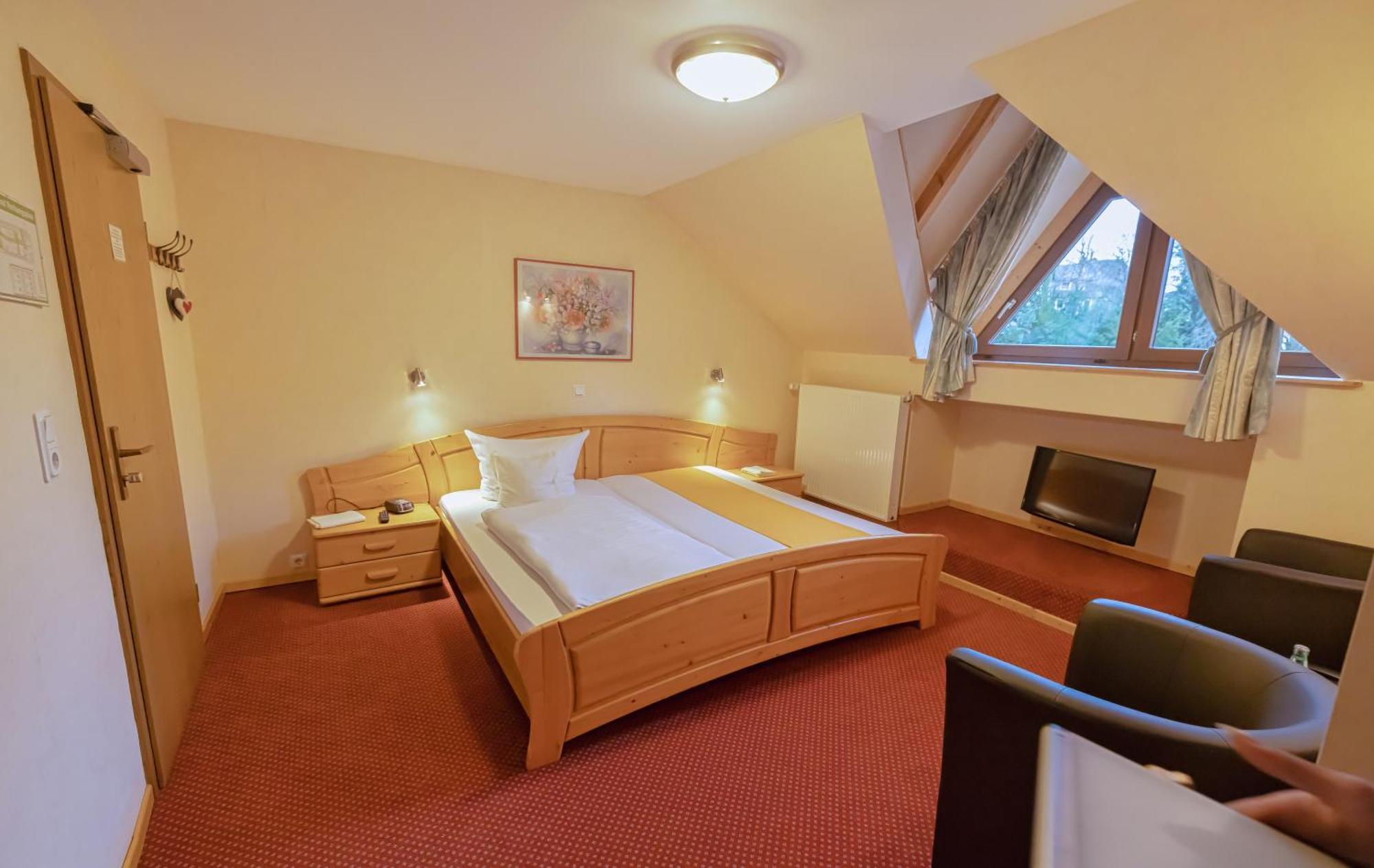 Hotel Sauerlaender Hof ヴィリンゲン エクステリア 写真