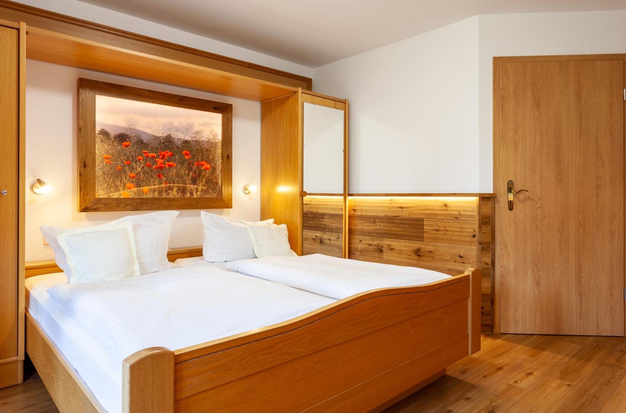 Hotel Sauerlaender Hof ヴィリンゲン エクステリア 写真